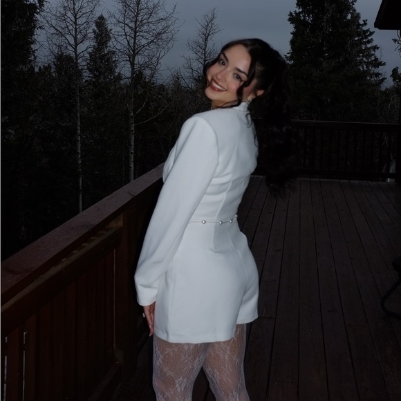 ASTR The Label
Callista Blazer Romper Size S - Picture 3 of 7